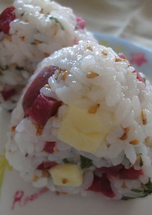 梅チーズおにぎり-レシピのメイン写真