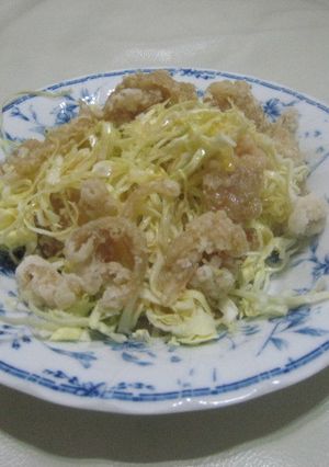 春キャベツと鶏皮のサラダ-レシピのメイン写真