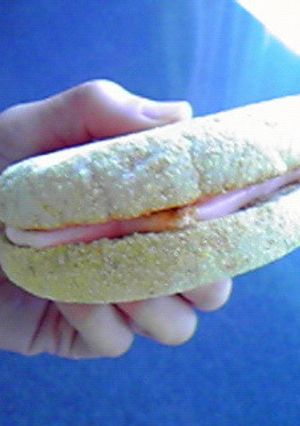 イングリッシュマフィンでマシュマロサンド-レシピのメイン写真