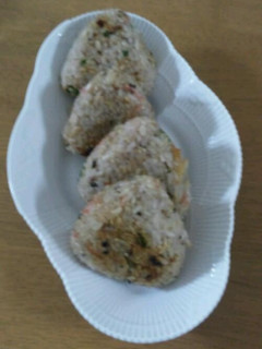 雑穀米えび天焼きおにぎり-レシピのメイン写真