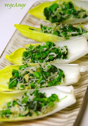 春☆しらすと菜の花のチコリｂｏａｔ-レシピのメイン写真