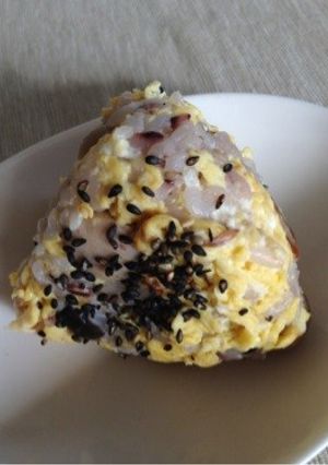 炒り卵にぎり-レシピのメイン写真