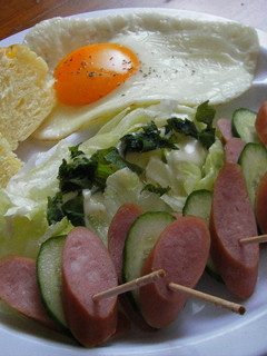 ウインナーときゅうりで朝ご飯-レシピのメイン写真