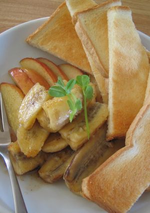 林檎とバナナのカルダモン風味ソテー-レシピのメイン写真