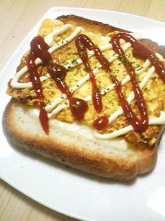 朝食に♬　厚焼き玉子トースト♡-レシピのメイン写真