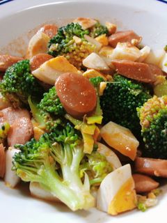 ウインナーとブロッコリーのケチャップ煮-レシピのメイン写真
