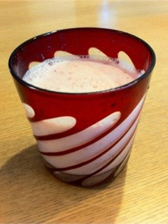 イチゴとヨーグルトのフレッシュスムージー-レシピのメイン写真