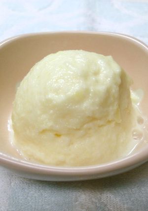 簡単すぎるパインのフローズンヨーグルト-レシピのメイン写真