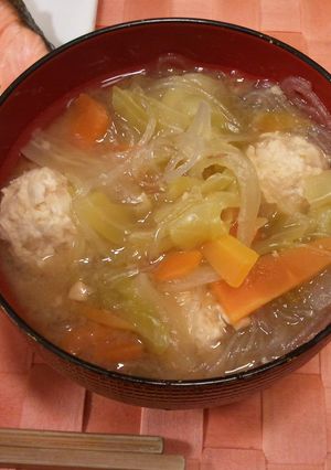 鶏団子とはるさめのお味噌汁-レシピのメイン写真