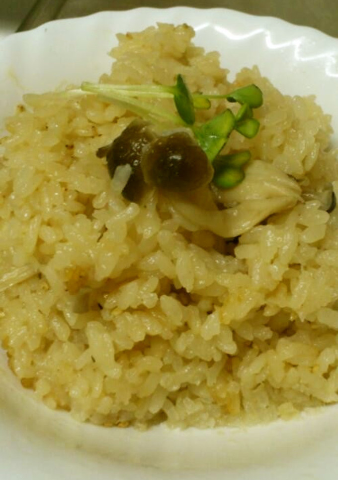簡単しめじ炊き込みご飯-レシピのメイン写真