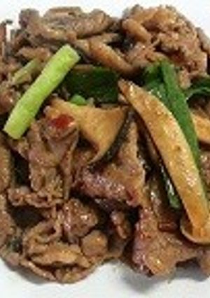 牛肉ときのこのオイスターソース炒め-レシピのメイン写真
