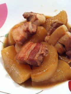 豚バラ肉と大根の煮物☻-レシピのメイン写真