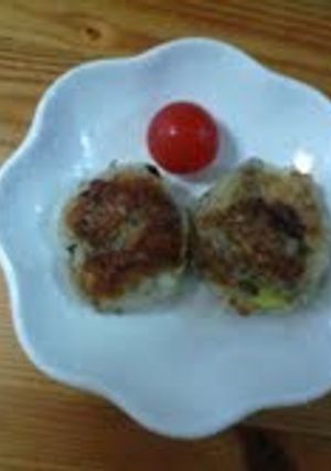ヘルシーなれんこんバーグ-レシピのメイン写真