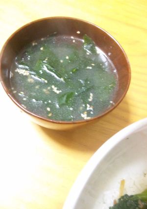 即効！！ダシダでワカメスープ-レシピのメイン写真