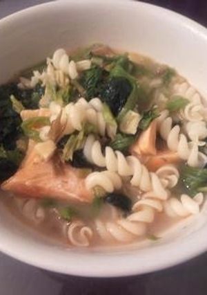 鮭とほうれん草のトマトクリームパスタ-レシピのメイン写真
