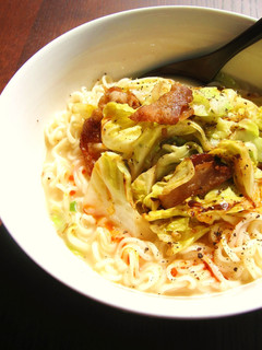 豚肉とキャベツのレモンとんこつラーメン-レシピのメイン写真
