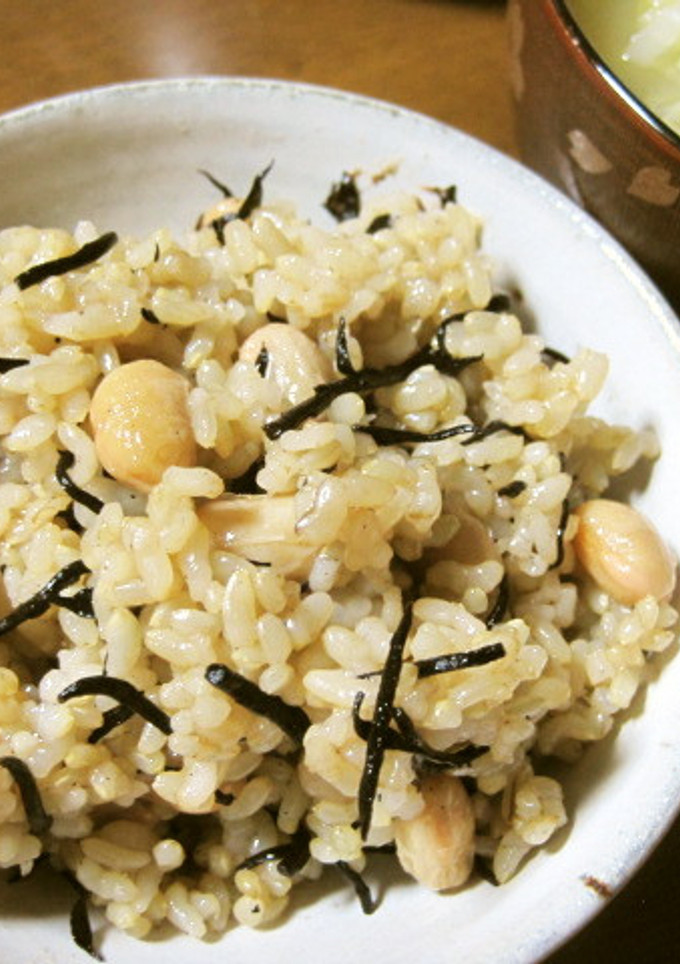 大豆とひじきの炊き込みご飯-レシピのメイン写真