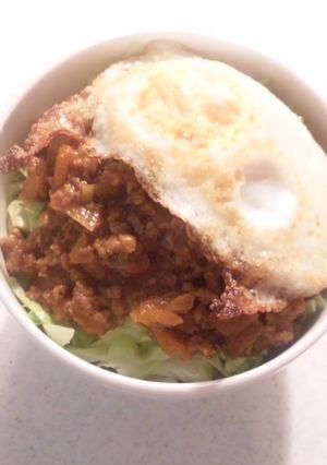 ミートソースで♪ロコモコ風ご飯(^^)-レシピのメイン写真