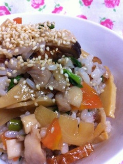 超簡単...丼で..8分..五目ご飯-レシピのメイン写真