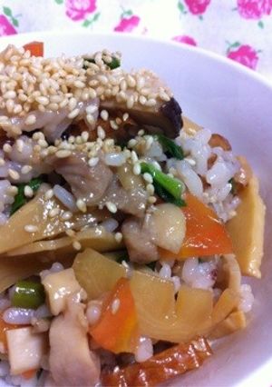 超簡単...丼で..8分..五目ご飯-レシピのメイン写真