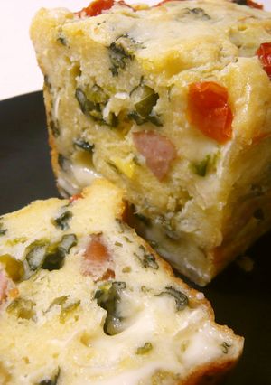 朝食はウインナーとほうれん草のケークサレ-レシピのメイン写真