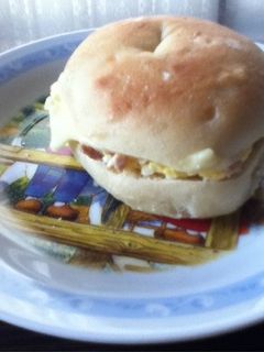 ベーグルでツナエッグサンド-レシピのメイン写真