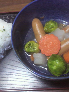 野菜たっぷりのウィンナーのスープ-レシピのメイン写真