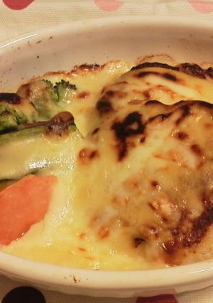 洋風なの?白みそソースのお豆腐バーグ-レシピのメイン写真