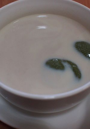 超簡単！冷製豆乳ぜんざい（抹茶白玉入り）-レシピのメイン写真