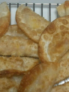 余った餃子の皮で、ツナコーン巻き-レシピのメイン写真