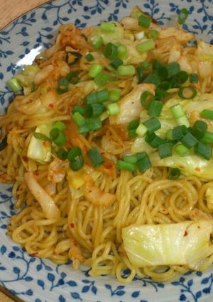 簡単★キャベツのキムチ焼きそば-レシピのメイン写真