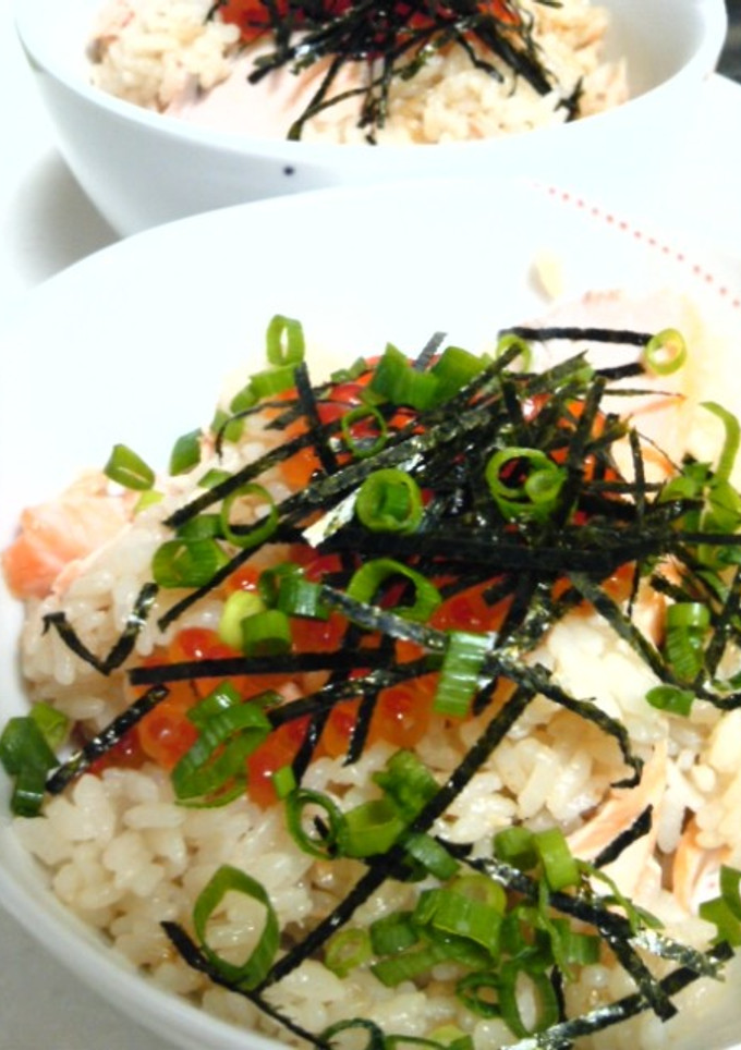 はらこ飯風☆鮭とイクラご飯-レシピのメイン写真