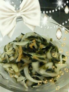 :新玉ねぎとワカメのなめたけ和え:-レシピのメイン写真