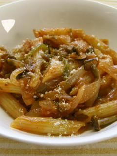 ペンネと野菜のミートソース炒め-レシピのメイン写真