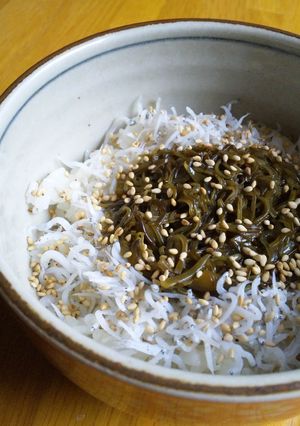 すぐ出来る♪しらすめかぶ丼-レシピのメイン写真