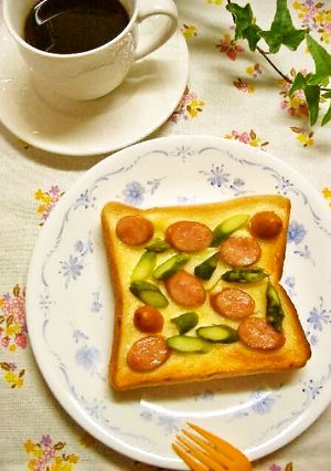 ウィンナーとアスパラのマヨトースト～♪-レシピのメイン写真