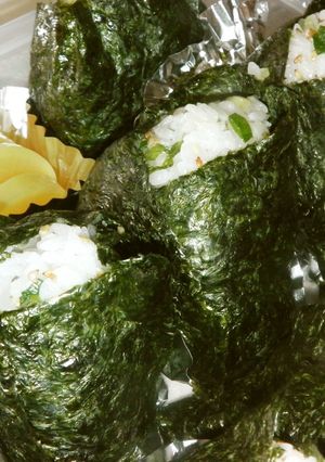 おにぎり 丼風味-レシピのメイン写真