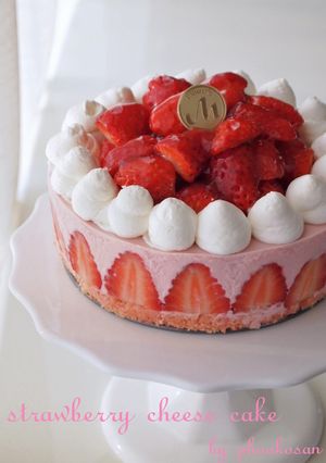 ストロベリーレアチーズケーキ-レシピのメイン写真
