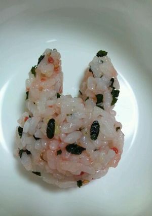 あら簡単うさぎちゃんおにぎり♪-レシピのメイン写真