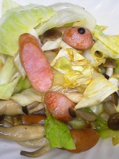 キャベツとしめじのウィンナー炒め-レシピのメイン写真