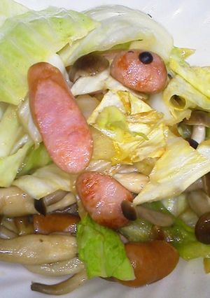 キャベツとしめじのウィンナー炒め-レシピのメイン写真