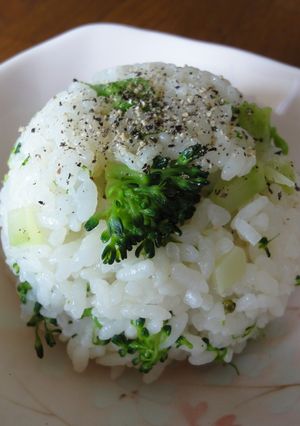 材料３つ　ブロッコリーご飯＊-レシピのメイン写真