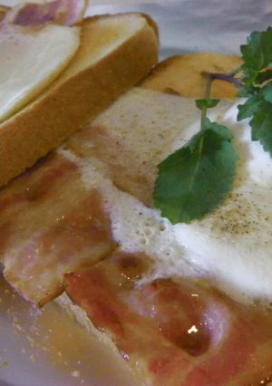 ベーコンエッグトースト-レシピのメイン写真