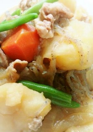 おふくろの味♥麺つゆで簡単肉じゃが♪-レシピのメイン写真