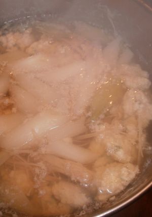 フワフワ鶏団子スープ-レシピのメイン写真