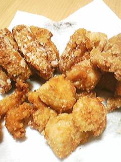カリッとジュワッと 家族絶賛鶏の唐揚げ。 by happy sky カリッとジュワッと 家族絶賛鶏の唐揚げ。 by happy sky