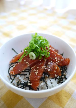 ☆サーモンの漬け丼～レモン風味☆-レシピのメイン写真