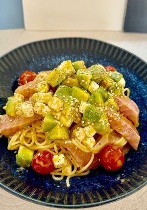 サーモンとアボカドの☆旨辛☆冷製パスタ☆-レシピのメイン写真