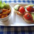 まるごと野菜パスタソースでお手軽カナッペ