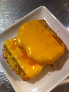 玉ねぎとクリームチーズのケークサレ-レシピのメイン写真